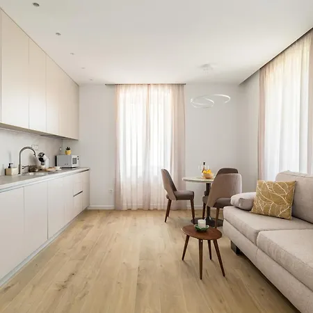 Apartmán De Luxe Adriatic 1 & Adriatic 2 *
