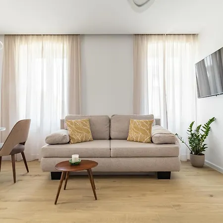 Apartments De Luxe Adriatic 1 & Adriatic 2 Split