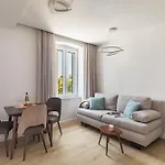 De Luxe Adriatic 1 & Adriatic 2 *