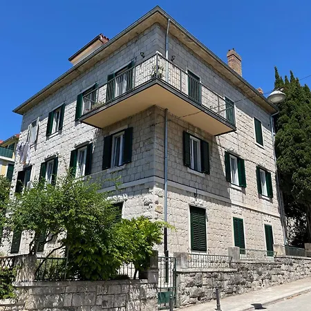 Apartments De Luxe Adriatic 1 & Adriatic 2 *