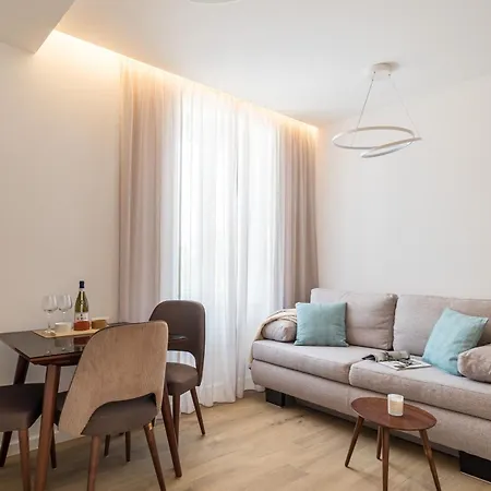 De Luxe Adriatic 1 & Adriatic 2 Apartment Split