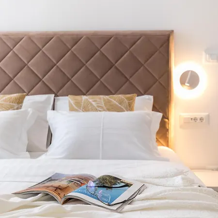 Apartments De Luxe Adriatic 1 & Adriatic 2