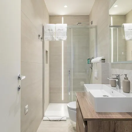 Apartments De Luxe Adriatic 1 & Adriatic 2 Split